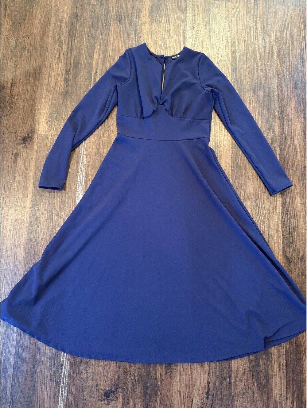 Fashion Nova Women’s Blue Long Sleeve Maxi Dress Size M V Neck A-Line